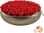 Metale Decoratie Bloemenschaal met Rode Zeep Rozen - Zeep Rozen - Liefdes Cadeau - cadeau