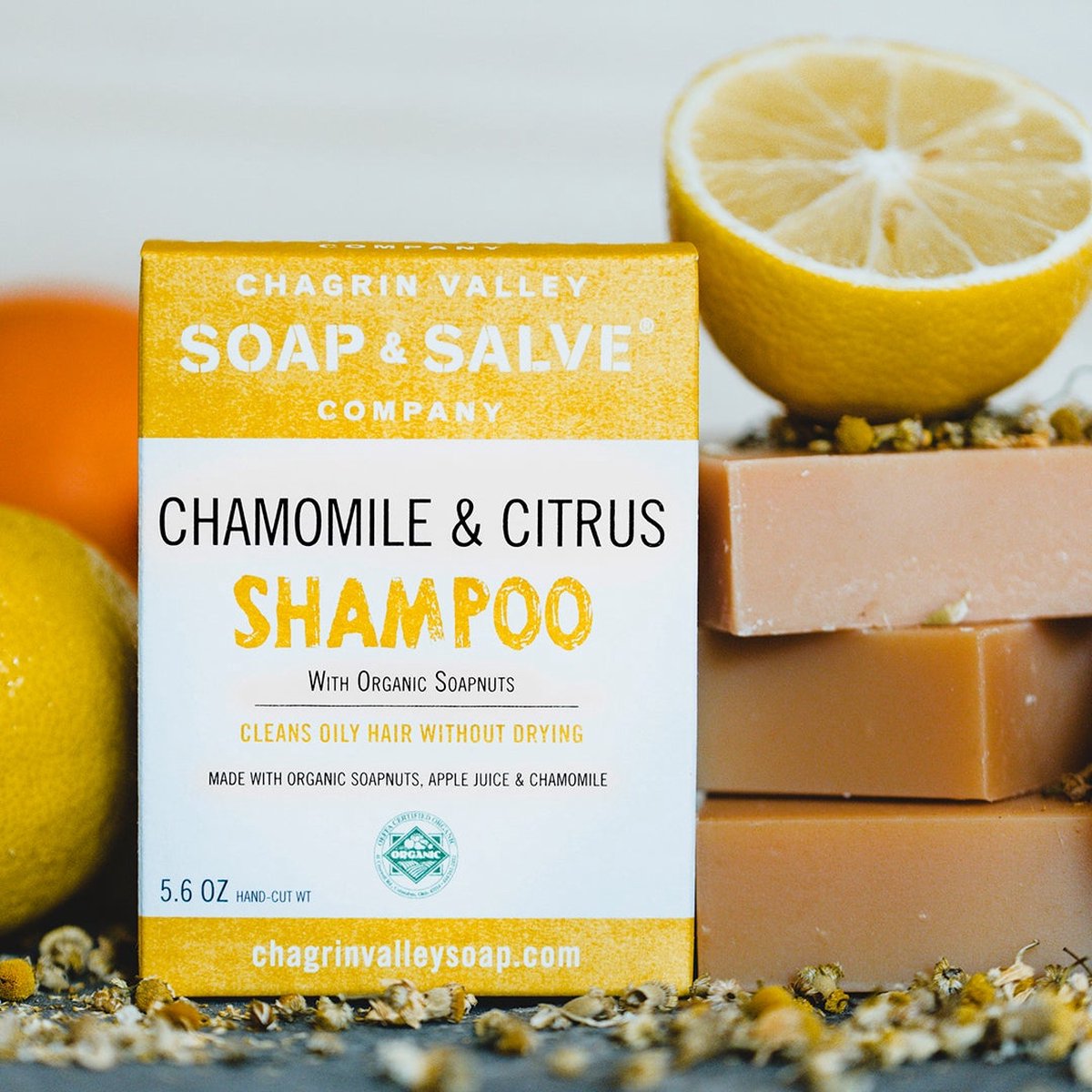 Gift Set – 100 % Natuurlijke Kamille & Citrus Shampoo Bar met duurzaam houten zeepbakje - Chagrin Valley - Gift set - Natural –- luxury Shampoo – Aanbieding !!!
