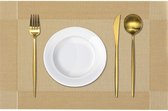 Four Love Placemats Kunststof - Kleur Goud - Set van 6 stuks - Anti Slip Tafelbeschermer - Tafeldecoratie goud - bruiloft - feest - Housewarming Cadeau - 45 x 30 cm