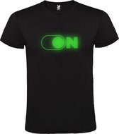 Zwart T shirt met Glow in the Dark "On Button " Groen size XXL