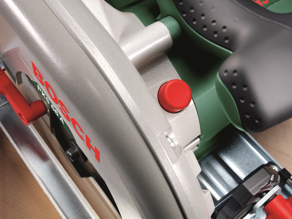 Bosch PKS 66 AF Cirkelzaag incl. zaagblad en geleiderail - 1600W - 190mm