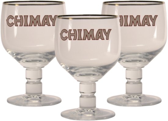 Trois verres à bière Chimay vides avec bordure dorée et logo Chimay.
