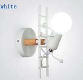 Wandlamp poppetje wit trap - Wandlamp Figuur - Wandlamp Poppetje - Wandlamp Robot - Wandlamp Cartoon - Woonkamer - Slaapkamer - Wandlamp wit - Witte wandlamp - Wandlamp binnen