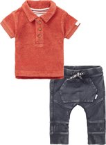 Noppies - Kledingset - 2delig - Broek Grijs - Polo Shirt bruin rood - Maat 80