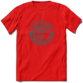 Fishing - Vissen T-Shirt | Grappig Verjaardag Vis Hobby Cadeau Shirt | Dames - Heren - Unisex | Tshirt Hengelsport Kleding Kado - Rood - M