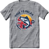 Fishing - Vissen T-Shirt | Grappig Verjaardag Vis Hobby Cadeau Shirt | Dames - Heren - Unisex | Tshirt Hengelsport Kleding Kado - Donker Grijs - Gemaleerd - XL