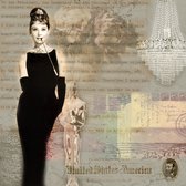 Dibond - Filmsterren / Retro - Audrey Hepburn / Collage in wit / beige / taupe / creme /zwart - 35 x 35 cm.