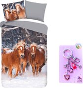 Dekbedovertrek Bruine Pony's - Flanel-Katoen- 1 persoons- 140x200- dekbed slaapkamer- Happy Horses - paard, incl. 5 delige metalen sleutelhanger