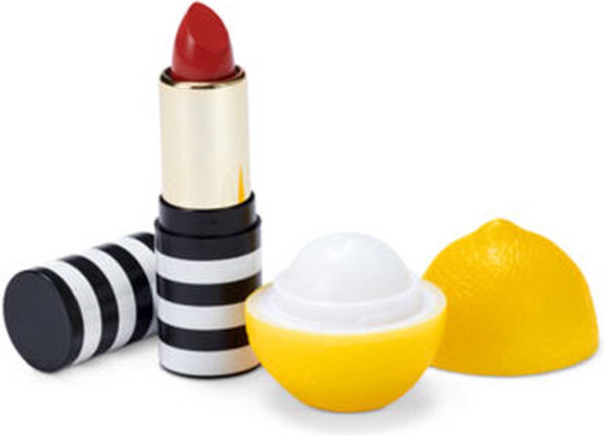 Scrub and Colour« lip care set A well-groomed mouth is always beautiful, so in addition to a cool shade of lipstick