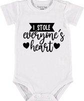 Baby Rompertje met tekst 'I stole everyones heart' |Korte mouw l | wit zwart | maat 50/56 | cadeau | Kraamcadeau | Kraamkado