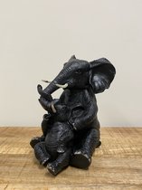 Home & Deco  decoratie Beeld olifant zittend met kind zwart