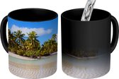 Magische Mok - Foto op Warmte Mok - Ondiep water stroomt voor de kust van het One Foot Island - 350 ML