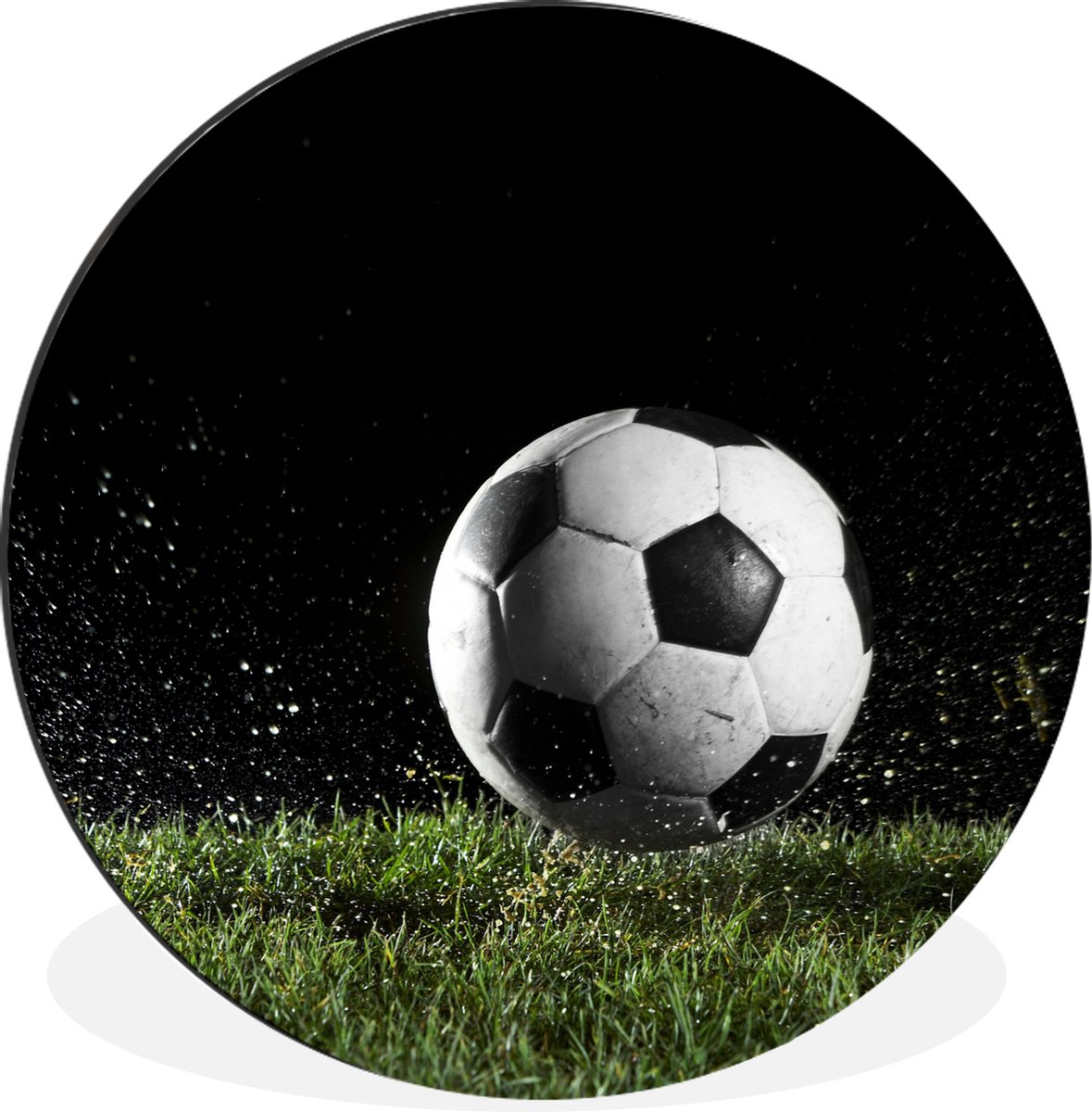 WallCircle - Wandcirkel - Muurcirkel - Voetbal in het gras - Aluminium - Dibond - 140x140 cm - Binnen en Buiten