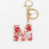 Sleutelhanger Initialen- Met gedroogde bloemen- Bloem hars accessoire- Roze- Gepersonaliseerd cadeau