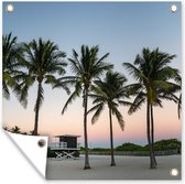 Tuinposters De rij met palmbomen op een strand - 50x50 cm - Tuindoek - Buitenposter