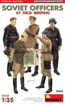 1:35 MiniArt 35365 Soviet Officers at Field Briefing - Special Edition Plastic kit