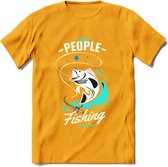 Cool People Do Fishing - Vissen T-Shirt | Blauw | Grappig Verjaardag Vis Hobby Cadeau Shirt | Dames - Heren - Unisex | Tshirt Hengelsport Kleding Kado - Geel - L