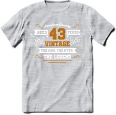 43 Jaar Legend T-Shirt | Goud - Wit | Grappig Verjaardag en Feest Cadeau Shirt | Dames - Heren - Unisex | Tshirt Kleding Kado | - Licht Grijs - Gemaleerd - S