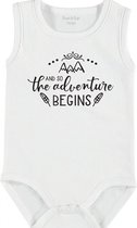 Baby Rompertje met tekst 'And so the adventure begin' | mouwloos l | wit zwart | maat 50/56 | cadeau | Kraamcadeau | Kraamkado