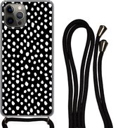 Coque avec cordon iPhone 13 Pro - Pois - Zwart - Wit - Siliconen - Bandoulière - Coque arrière avec cordon - Coque pour téléphone avec cordon - Coque avec corde