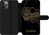 Bookcase Geschikt voor iPhone 11 Pro Max telefoonhoesje - Le Havre - Kaart - Goud - Met vakjes - Wallet case met magneetsluiting