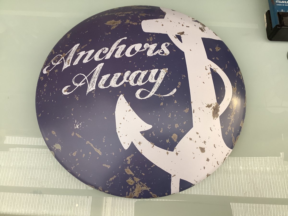 Muur decoratie van ijzer. Rond. Bol. Model Anchors Away. 30 cm rond.