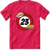 23 Jaar Hoera Verkeersbord T-Shirt | Grappig Verjaardag Cadeau | Dames - Heren | - Roze - XXL