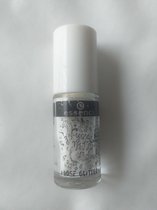 essence get your glitter on! loose glitters 07 holo white out 1.5g