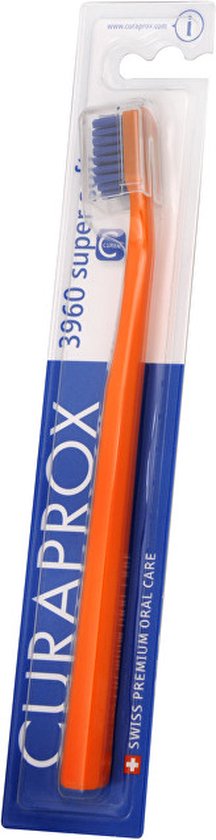 CURAPROX CS 3960 Super Soft tandenborstel in oranje verpakking met oranje tandenborstel en blauwe borstelharen.