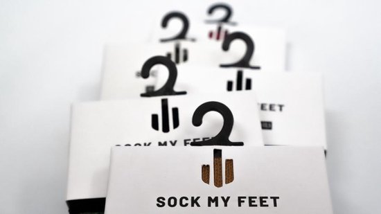 Sock My Feet - Grappige sokken heren - 5pack - Maat 43-46 - Sokken Giftbox - Funny Socks - Vrolijke sokken - Mystery giftbox - Cadeau man - Gekke sokken - Grappige cadeaus - Socks First.