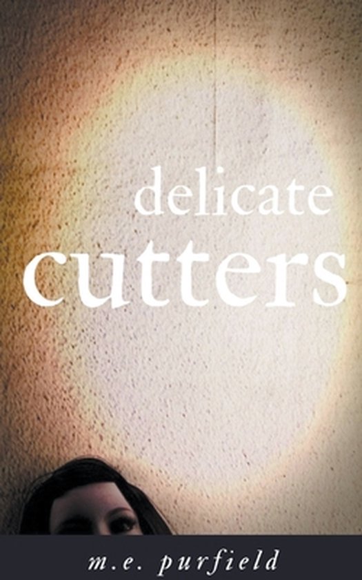 Delicate Cutters, M E Purfield 9798201631079 Boeken bol