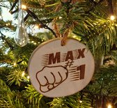 Kerstbal - Kerstboomhanger - F1 WERELD KAMPIOEN - MAX VERSTAPPEN - MAX #1 - Gravure op een ECHTE BOOMSCHIJF van c.a 8-9 cm Groot. - € 14,95 Incl. Verzenden - DE MAX IN JOUW BOOM!