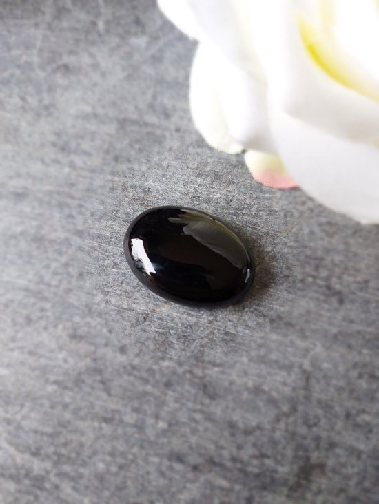 Zaksteen 25 x 18 mm Toermalijn zwart