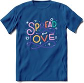Spread Love | Pride T-Shirt | Grappig LHBTIQ+ / LGBTQ / Gay / Homo / Lesbi Cadeau Shirt | Dames - Heren - Unisex | Tshirt Kleding Kado | - Donker Blauw - M