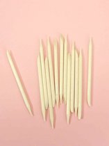 Nagelriemverzorging Bokkenpootjes & Cuticle duwer van Hout - 100 Stuks.