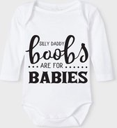 Baby Rompertje met tekst 'Silly daddy, boobs are for babies' | Lange mouw l | wit zwart | maat 62/68 | cadeau | Kraamcadeau | Kraamkado