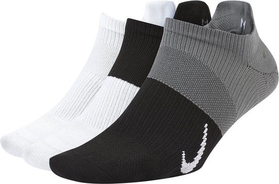 Nike - Chaussettes invisibles légères No Plus - Lot de 3 paires de  chaussettes de