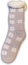 Super zachte sokken | Grijs | Sneeuwvlokken | Maat 39 t/m 42 | 1 paar | Fluffy sokken | Huissokken | Dikke Sokken | Winter | Fleece | Slofsokken | Bedsokken | Gevoerde Sokken | Voor hem of ha