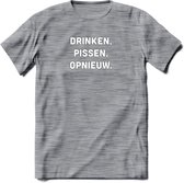 Drinken, pissen, opnieuw Bier T-Shirt | Unisex Kleding | Dames - Heren Feest shirt | Drank | Grappig Verjaardag Cadeau tekst | - Donker Grijs - Gemaleerd - XL