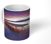 Mok - Zonsondergang bij de stad Antibes met een steiger in het water, Frankrijk - 350 ML - Beker - Uitdeelcadeautjes
