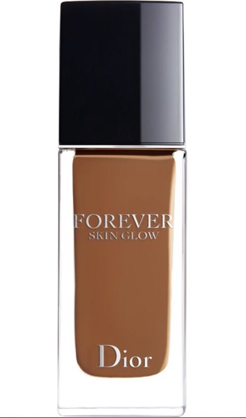 Dior Forever transfer proof Skin Glow 24H Foundation 8N