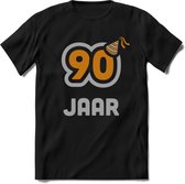 90 Jaar Feest T-Shirt | Goud - Zilver | Grappig Verjaardag Cadeau Shirt | Dames - Heren - Unisex | Tshirt Kleding Kado | - Zwart - M