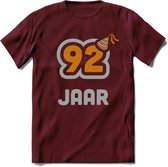 92 Jaar Feest T-Shirt | Goud - Zilver | Grappig Verjaardag Cadeau Shirt | Dames - Heren - Unisex | Tshirt Kleding Kado | - Burgundy - XL