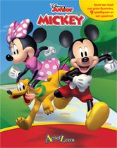 Mickey Mouse clubhouse - Disney Junior - Actief lezen - activiteiten boek met speelmat en 9 figuurtjes - Minnie, Donald, Pluto, knabbel babbel - vanaf 3 jaar