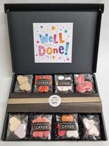 LOVE Box met Mystery Card 'Well Done' met persoonlijke (video)boodschap | 8 soorten heerlijke hart snoepjes en een liefdevol kado | Valentijnsdag | Moederdag | Vaderdag | Verjaarda