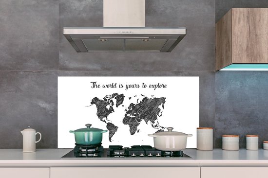 Spatscherm keuken 120x60 cm - Kookplaat achterwand Wereldkaart - Zwart - Quote - Muurbeschermer - Spatwand fornuis - Hoogwaardig aluminium