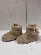 pantoffels beige maat 41