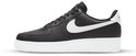 Zwarte leren Nike Air Force 1 sneaker met witte zool en Nike logo.