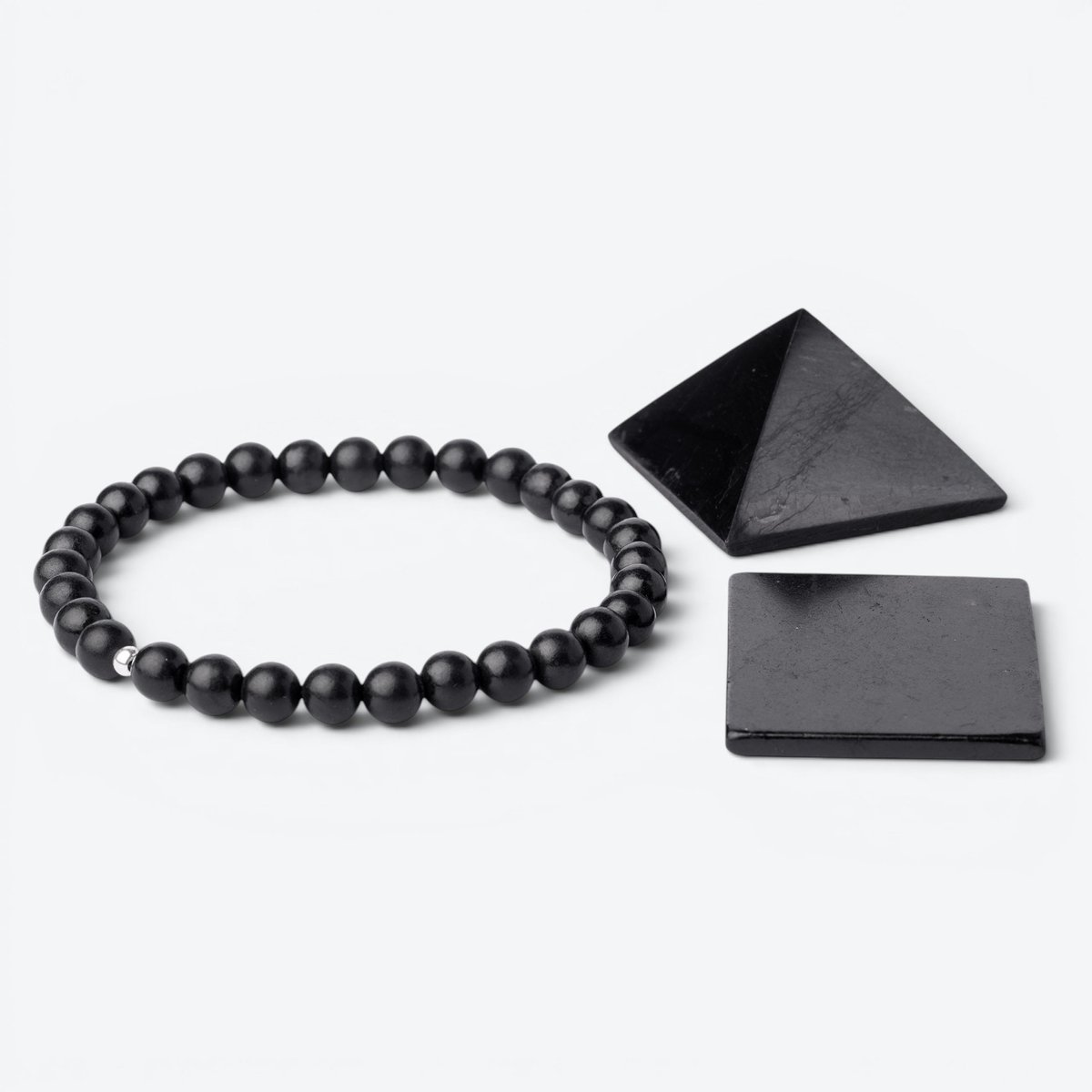 Shungiet beschermingsset – Armband, Piramide & Telefoonsticker- Deva Loves
