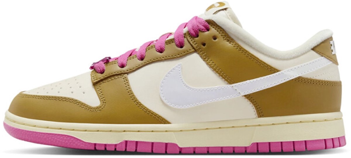 Nike Dunk Low SE Just Do It “”Bronzine “” Sneakers Dames Bruin